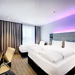 Premier Centre 3*