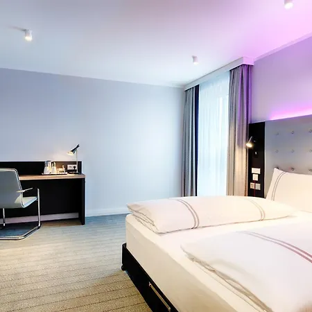 Premier Centre Hotel Lubecca