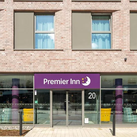 Premier Centre Hotel