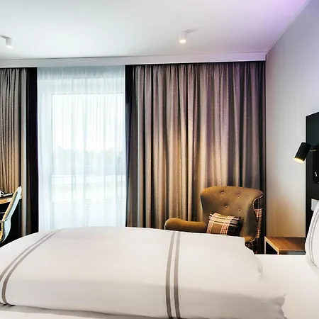 Premier Centre Hotel Lubecca