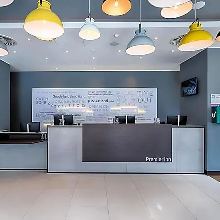 Premier Centre 3*