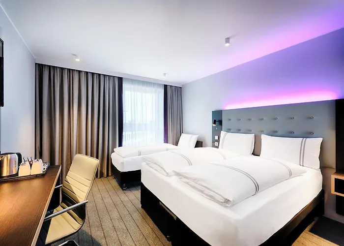 Premier Centre 3*